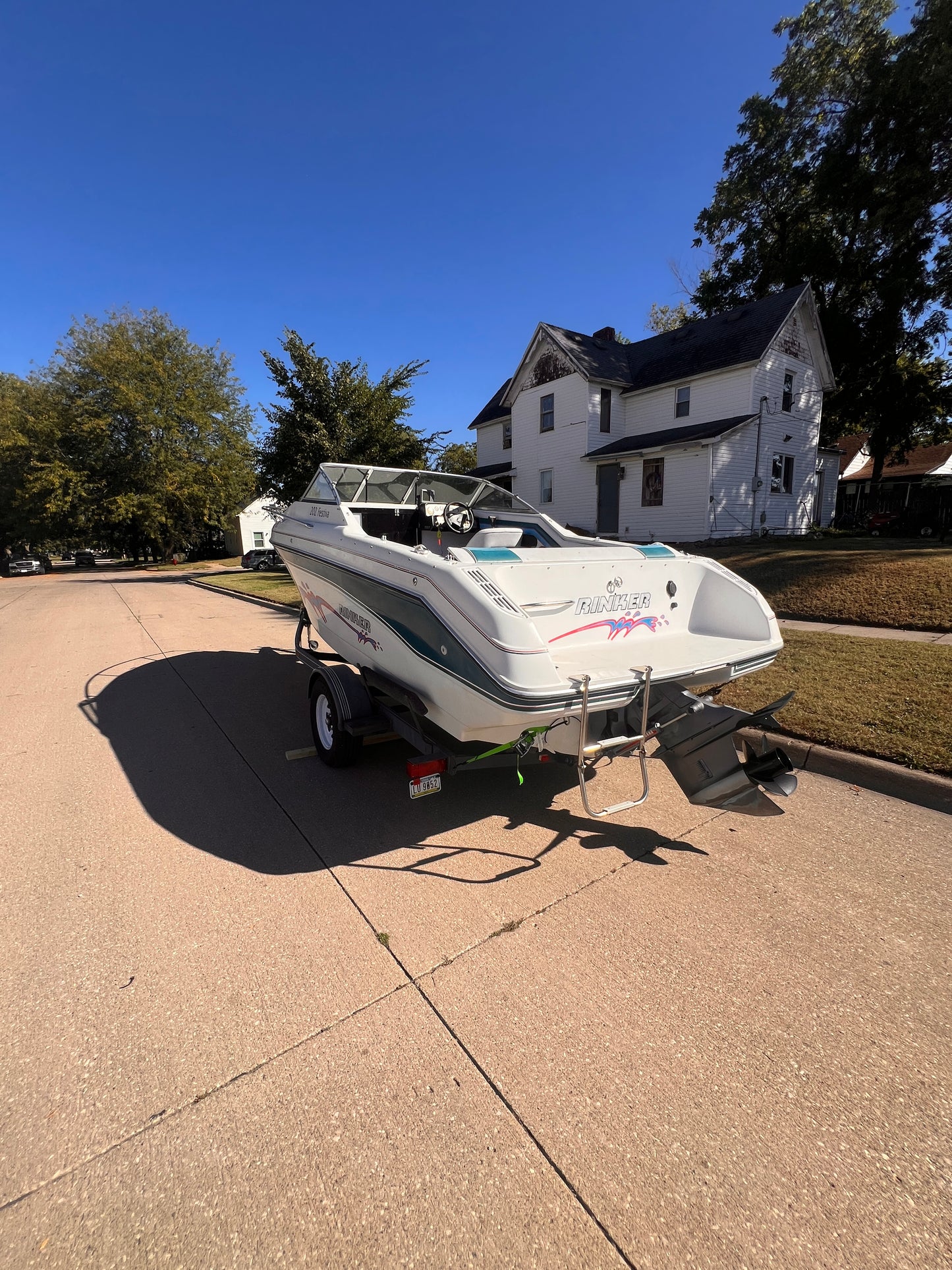 1992 Rinker Festiva 202 With Trailer