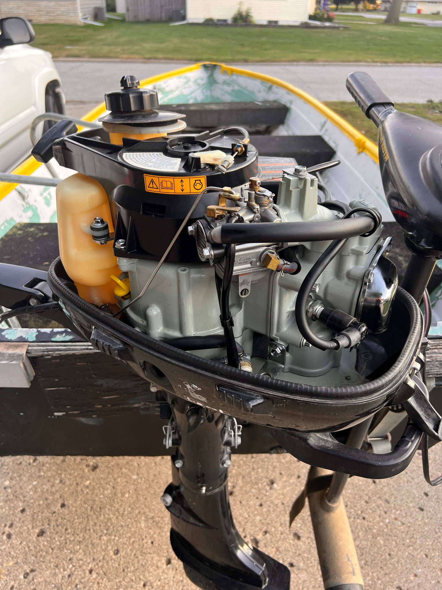Suzuki 6 HP 4 Stroke Tiller Motor