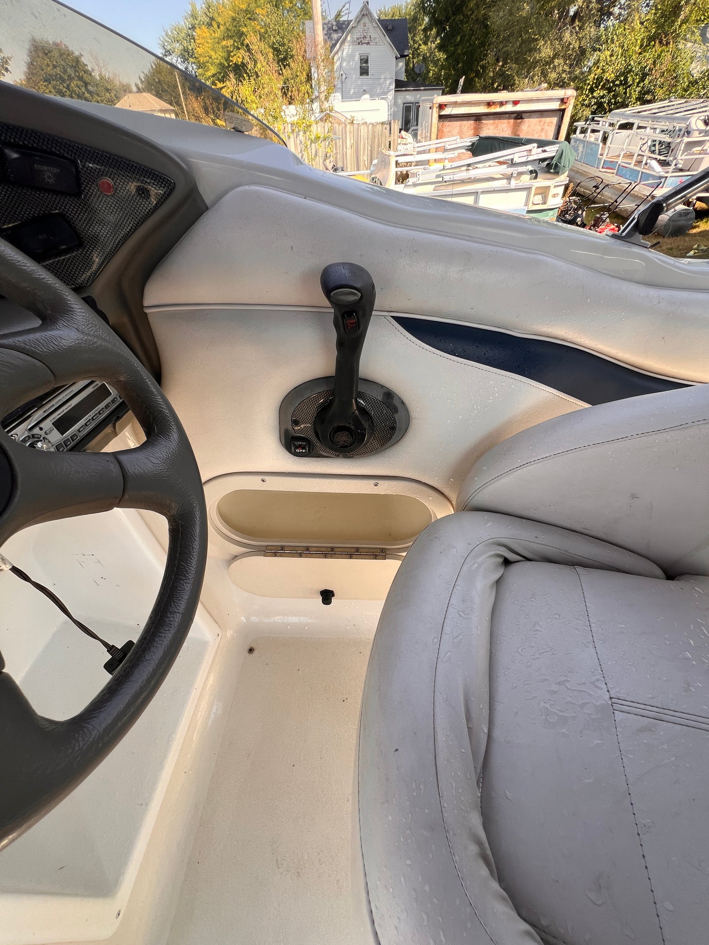 2003 Crownline 238 Deck Boat