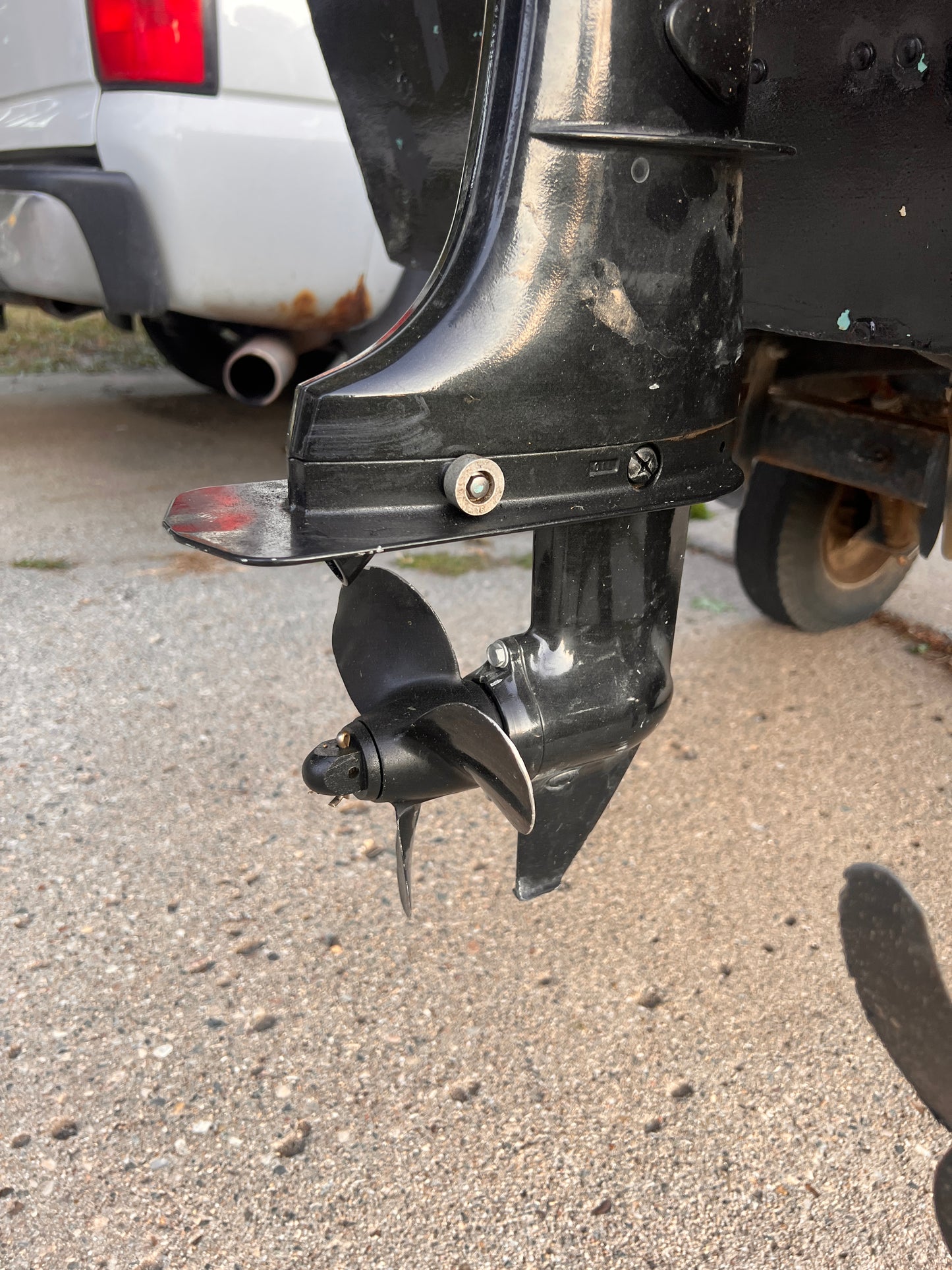 Suzuki 6 HP 4 Stroke Tiller Motor