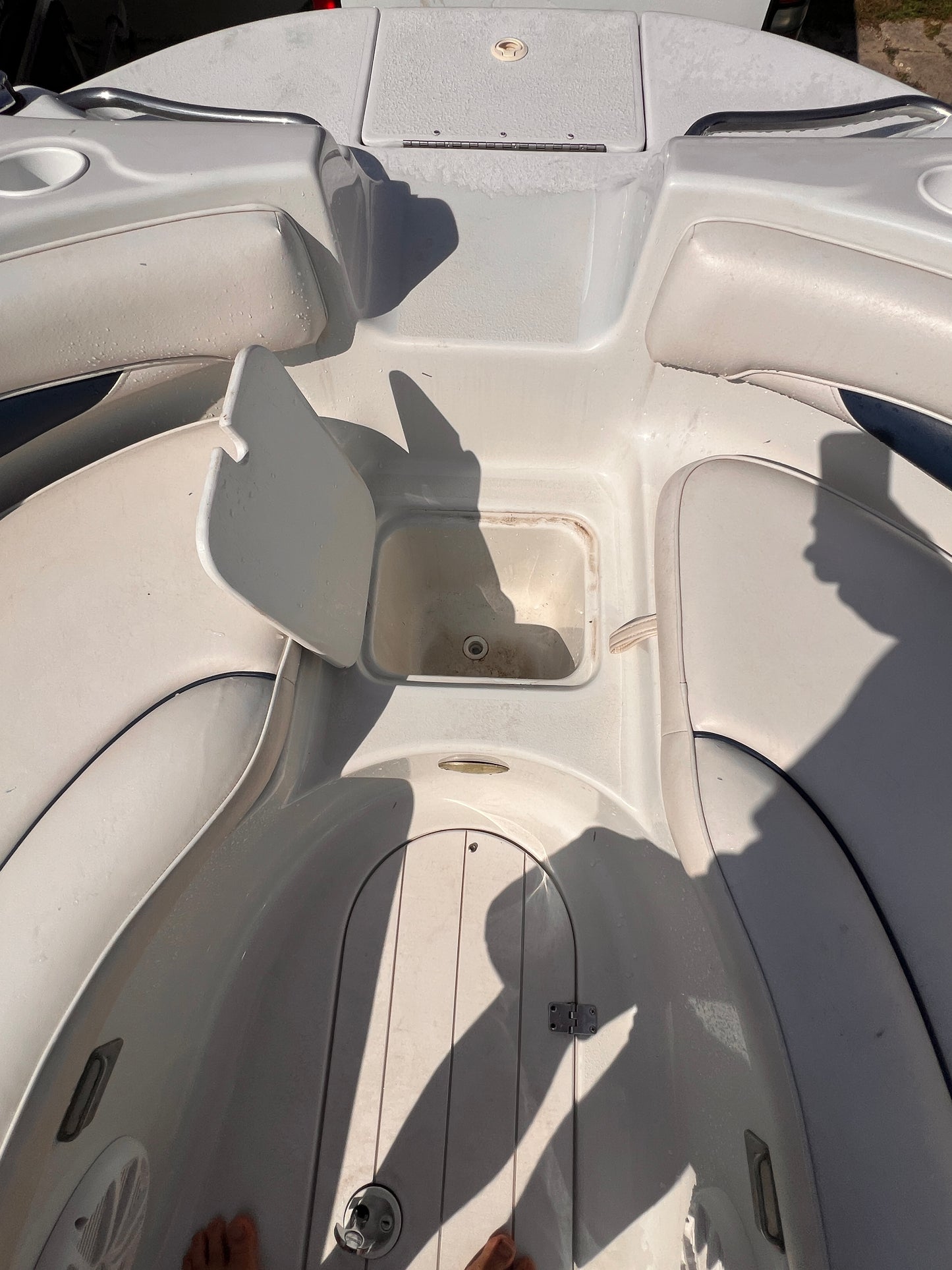 2003 Crownline 238 Deck Boat