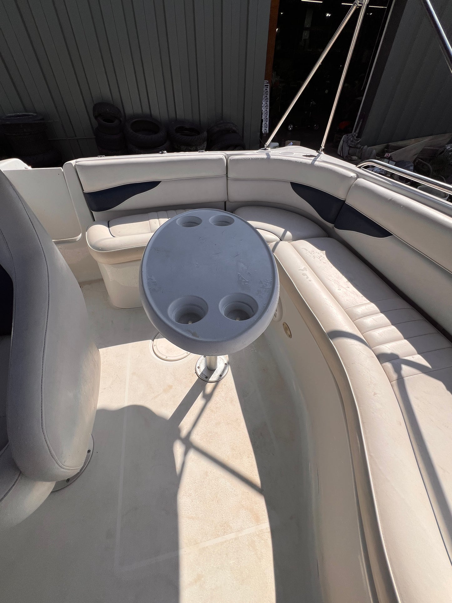 2003 Crownline 238 Deck Boat