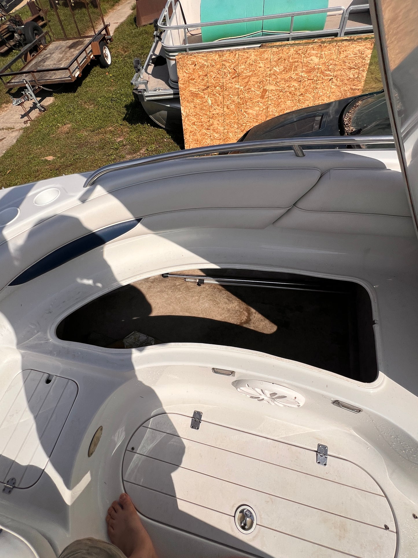 2003 Crownline 238 Deck Boat