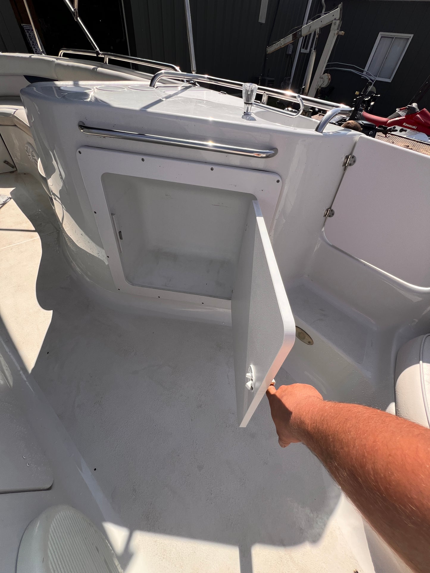 2003 Crownline 238 Deck Boat