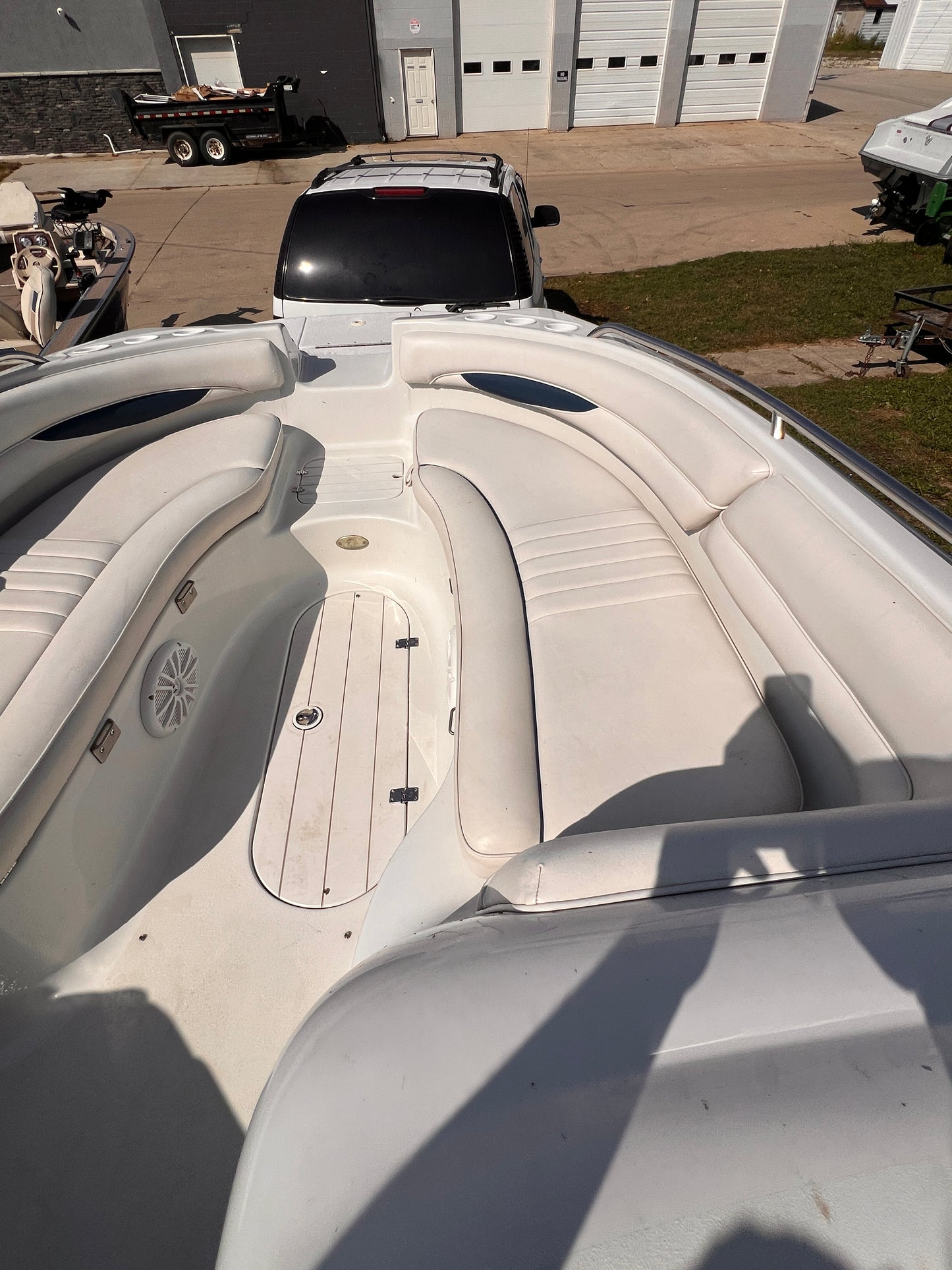 2003 Crownline 238 Deck Boat