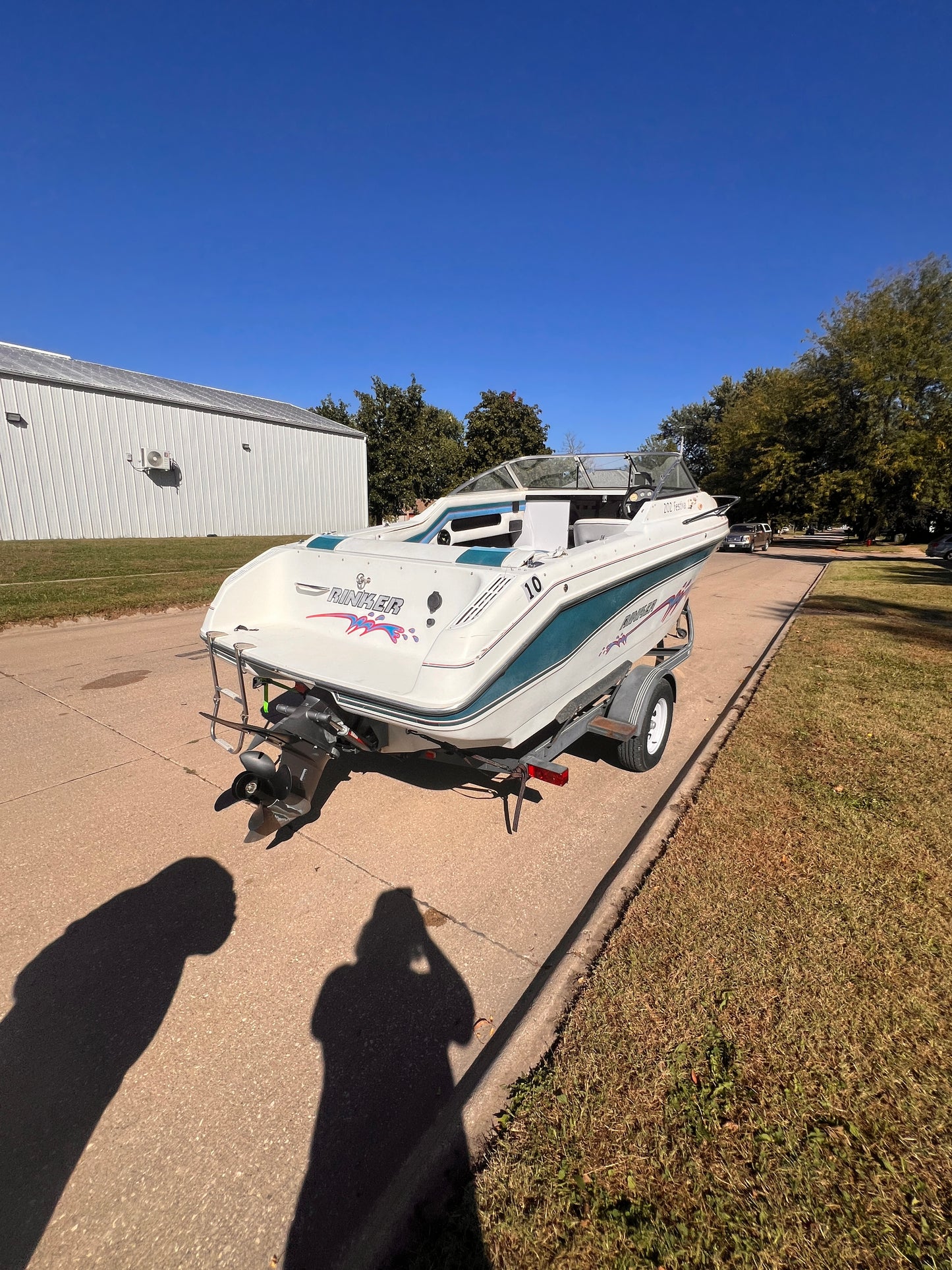 1992 Rinker Festiva 202 With Trailer