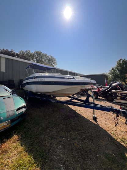 2003 Crownline 238 Deck Boat