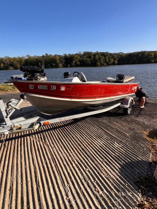 1991 Lund Rebel Pike 16" With Trailer