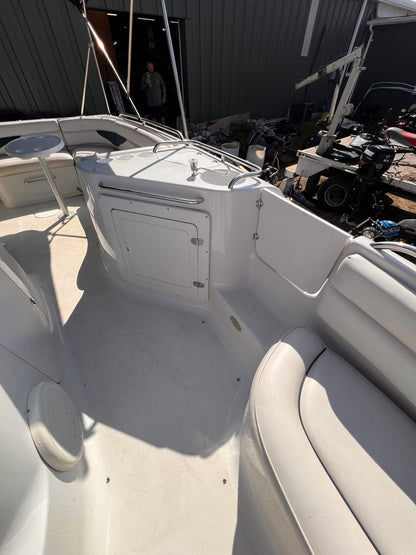 2003 Crownline 238 Deck Boat